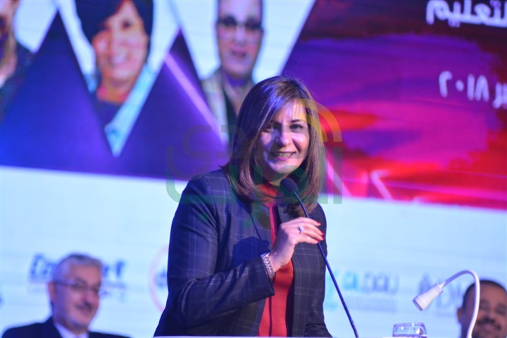 بالصور.. الوزراء يفتتحون فعاليات مؤتمر "مصر تستطيع بالتعليم" بحضور 28 عالما ومشاهير الإعلام بالصور.. الوزراء يفتتحون فعاليات مؤتمر "مصر تستطيع بالتعليم" بحضور 28 عالما ومشاهير الإعلام