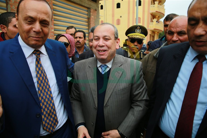 بالصور.. محافظ كفر الشيخ يفتتح مدرسة الزعفران للغات بتكلفة 8.3 مليون جنيه