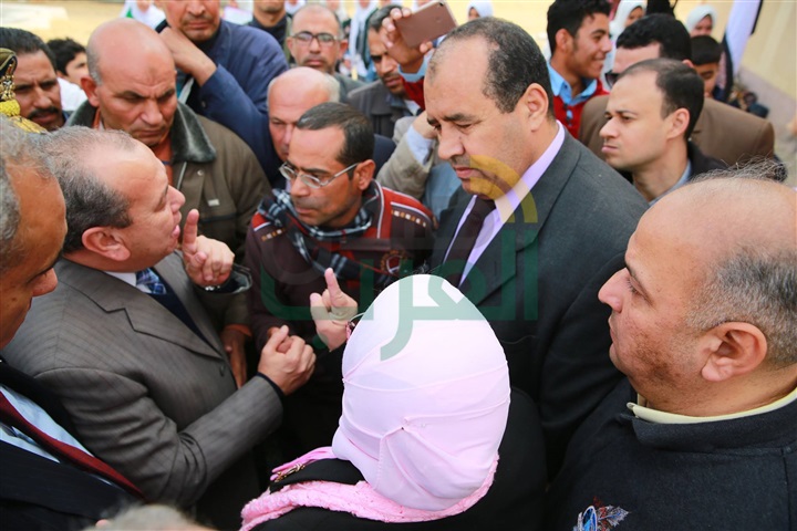 بالصور.. محافظ كفر الشيخ يوجه بتحسين النظافة في الزعفران 