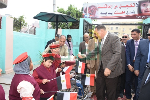 محافظ الشرقية يشهد الإحتفال بيوم المعاق العالمي بمدرسة التربية الفكرية بالزقازيق