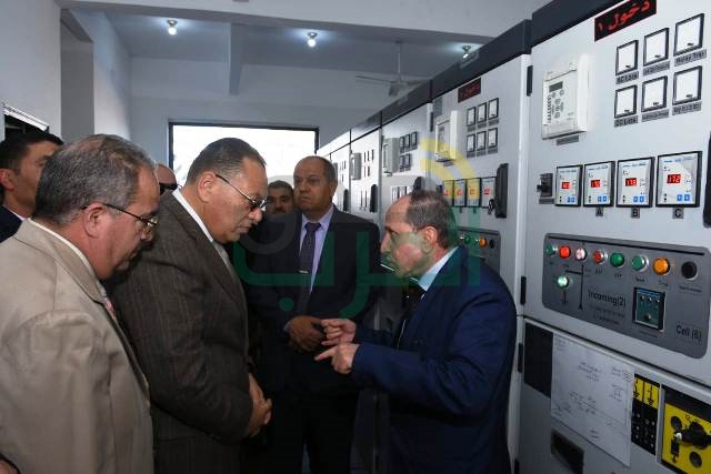 محافظ الشرقية وشركة القناة لتوزيع الكهرباء يفتتحان لوحة توزيع كهرباء الغشام وقصاصين الأزهار  