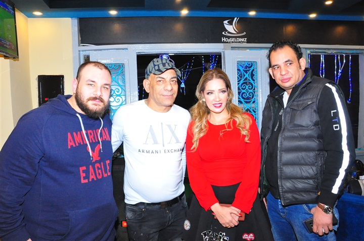 بالصور.. نجوم الفن والرياضة والإعلام فى حفل إفتتاح إحدى الكافيهات بمدينة نصر بالصور.. نجوم الفن والرياضة والإعلام فى حفل إفتتاح إحدى الكافيهات بمدينة نصر
