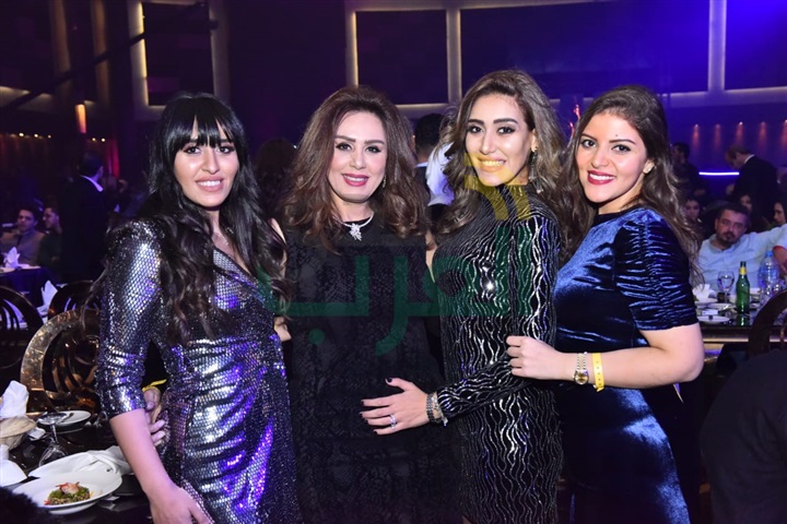 بالصور.. هيفاء وهبي تشعل "كريسماس"الإسكندرية بأغاني "حوا" وسط أجواء عالمية بالصور.. هيفاء وهبي تشعل "كريسماس"الإسكندرية بأغاني "حوا" وسط أجواء عالمية