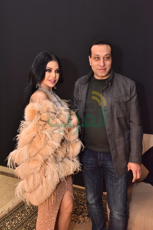 بالصور.. هيفاء وهبي تشعل "كريسماس"الإسكندرية بأغاني "حوا" وسط أجواء عالمية بالصور.. هيفاء وهبي تشعل "كريسماس"الإسكندرية بأغاني "حوا" وسط أجواء عالمية
