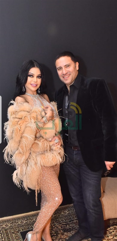 بالصور.. هيفاء وهبي تشعل "كريسماس"الإسكندرية بأغاني "حوا" وسط أجواء عالمية بالصور.. هيفاء وهبي تشعل "كريسماس"الإسكندرية بأغاني "حوا" وسط أجواء عالمية