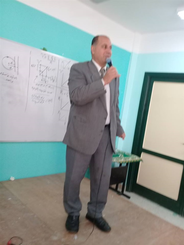 نجاح المحاضرات المجانية في العلوم للثانوية العامة بكفر الشيخ