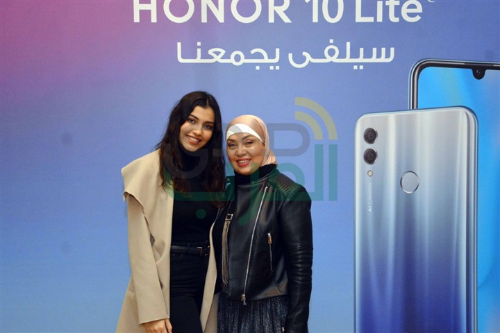 بالصور .. كارمن سليمان تتألق في حفل أطلاق" "honor 10 lite بحضور نجوم الفن والمشاهير بالصور .. كارمن سليمان تتألق في حفل أطلاق" "honor 10 lite بحضور نجوم الفن والمشاهير