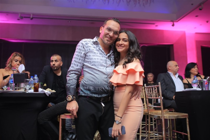 بالصور.. العسيلي والشو الروسي وأميرة يسري يشعلون أولى فقرات الكريسماس بمصر الجديدة بالصور.. العسيلي والشو الروسي وأميرة يسري يشعلون أولى فقرات الكريسماس بمصر الجديدة