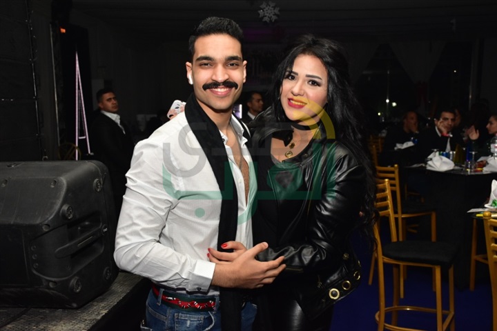بالصور .. حجاج وليندا وعزمي يشعلون الكريسماس بالمطار بالصور .. حجاج وليندا وعزمي يشعلون الكريسماس بالمطار
