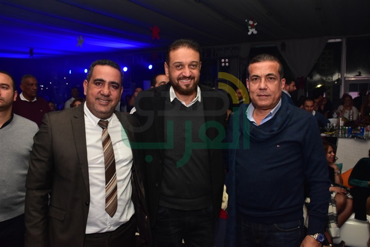 بالصور .. حجاج وليندا وعزمي يشعلون الكريسماس بالمطار بالصور .. حجاج وليندا وعزمي يشعلون الكريسماس بالمطار