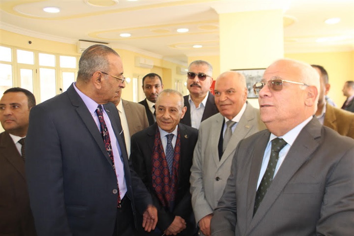 بحضور محافظ بورسعيد.. "الزناتي" يفتتح نادي المعلمين ببورسعيد