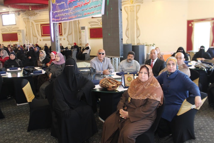 "الزناتي" يشهد حفل تكريم المعلمين البالغين سن التقاعد ببورسعيد
