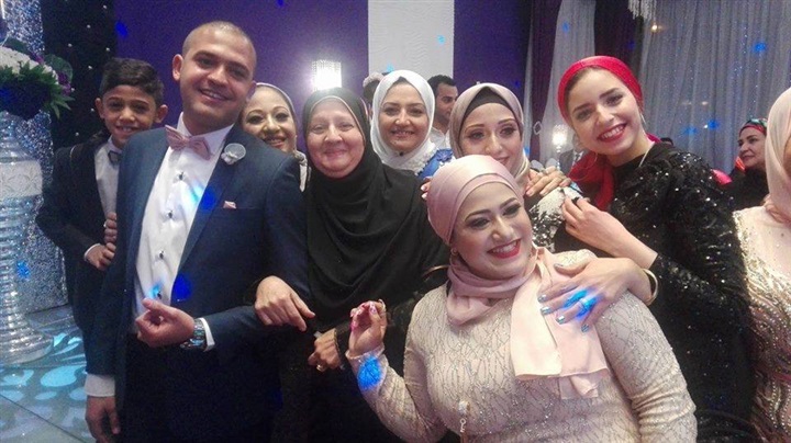 أحمد يخطف قلب جميلة في سوليتير أحمد يخطف قلب جميلة في سوليتير