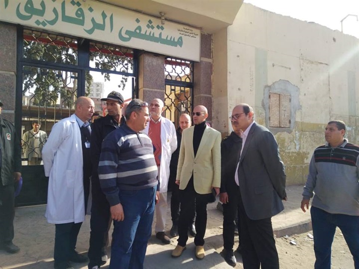وكيل الصحة بالشرقية يتفقد مستشفي الزقازيق العام ومركز الغسيل الكلوي بالغار 