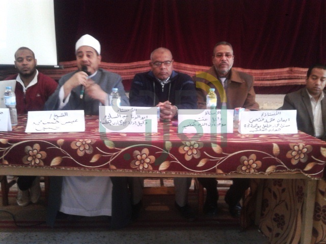 بالصور...افتتاح معرض خيري لتوزيع الملابس علي الطلاب الأكثر إحتياجًا بكفر الشيخ