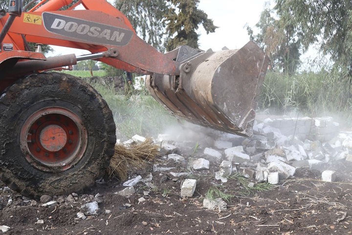 إزالة التعديات على 381 فدانًا من الأراضى الزراعية بكفرالشيخ