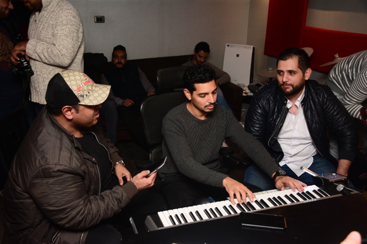 بالصور.. إبراهيم الحكمي وطارق عبد الجابر يحتفلون بطرح الألبوم "تحياتي" بالصور.. إبراهيم الحكمي وطارق عبد الجابر يحتفلون بطرح الألبوم "تحياتي"