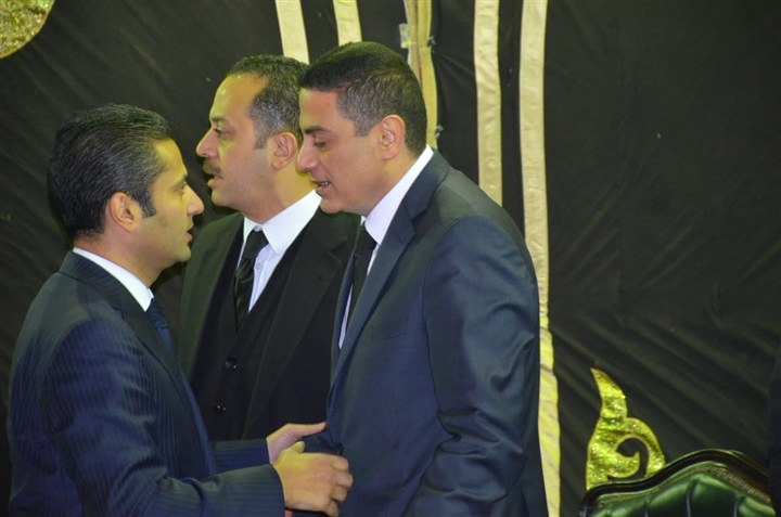 بالصور.. رجال القضاء ومشاهير المجتمع والأعلام يشاركان مراسم عزاء شقيق المستشار محمد عبده بالصور.. رجال القضاء ومشاهير المجتمع والأعلام يشاركان مراسم عزاء شقيق المستشار محمد عبده