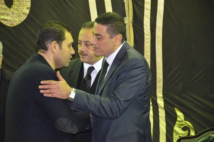 بالصور.. رجال القضاء ومشاهير المجتمع والأعلام يشاركان مراسم عزاء شقيق المستشار محمد عبده بالصور.. رجال القضاء ومشاهير المجتمع والأعلام يشاركان مراسم عزاء شقيق المستشار محمد عبده