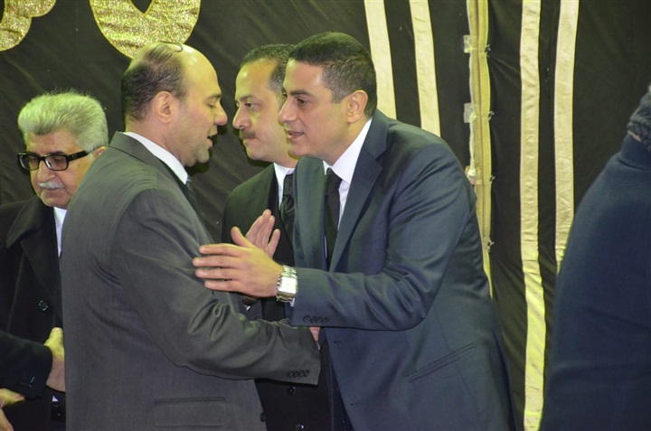 بالصور.. رجال القضاء ومشاهير المجتمع والأعلام يشاركان مراسم عزاء شقيق المستشار محمد عبده بالصور.. رجال القضاء ومشاهير المجتمع والأعلام يشاركان مراسم عزاء شقيق المستشار محمد عبده