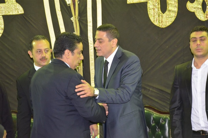 بالصور.. رجال القضاء ومشاهير المجتمع والأعلام يشاركان مراسم عزاء شقيق المستشار محمد عبده بالصور.. رجال القضاء ومشاهير المجتمع والأعلام يشاركان مراسم عزاء شقيق المستشار محمد عبده
