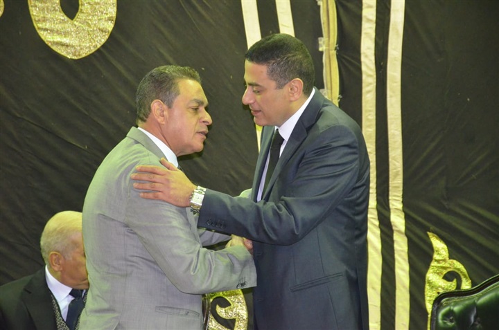 بالصور.. رجال القضاء ومشاهير المجتمع والأعلام يشاركان مراسم عزاء شقيق المستشار محمد عبده بالصور.. رجال القضاء ومشاهير المجتمع والأعلام يشاركان مراسم عزاء شقيق المستشار محمد عبده