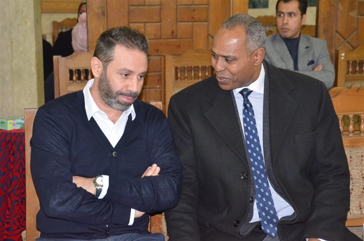 بالصور.. رجال القضاء ومشاهير المجتمع والأعلام يشاركان مراسم عزاء شقيق المستشار محمد عبده بالصور.. رجال القضاء ومشاهير المجتمع والأعلام يشاركان مراسم عزاء شقيق المستشار محمد عبده
