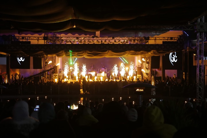 بالصور.. أنغام تشعل مسرح كريستال بلاس احتفالا بالكريسماس بالصور.. أنغام تشعل مسرح كريستال بلاس احتفالا بالكريسماس