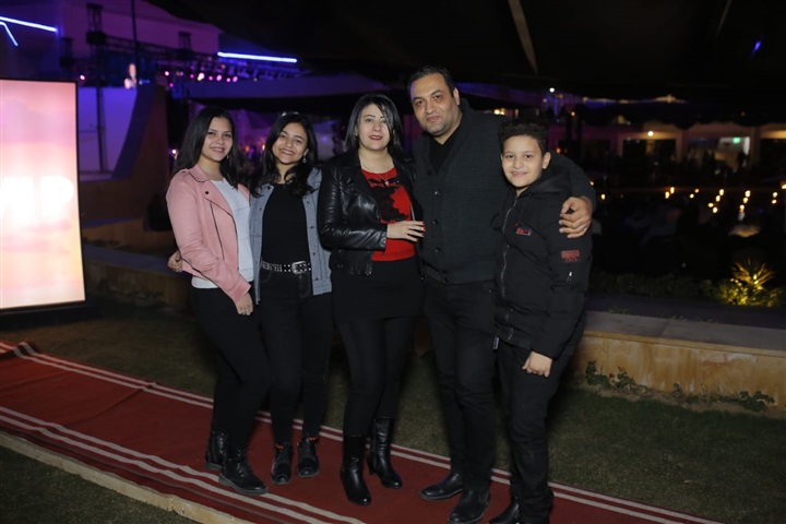 بالصور.. أنغام تشعل مسرح كريستال بلاس احتفالا بالكريسماس بالصور.. أنغام تشعل مسرح كريستال بلاس احتفالا بالكريسماس