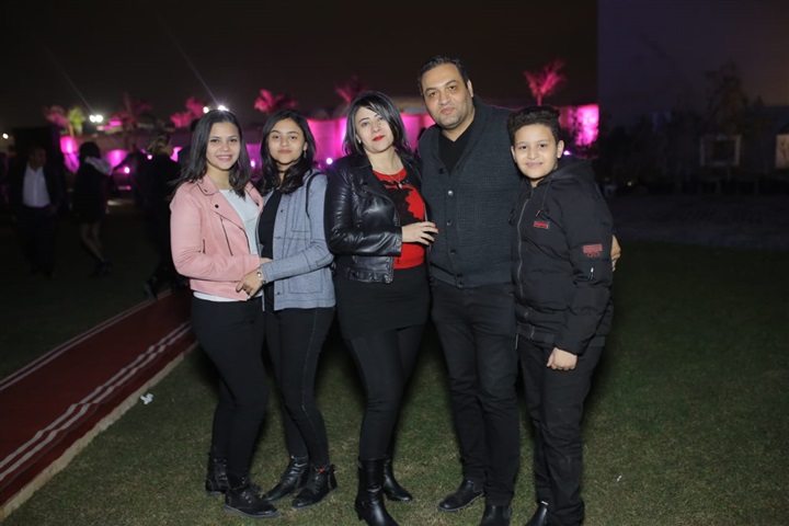 بالصور.. أنغام تشعل مسرح كريستال بلاس احتفالا بالكريسماس بالصور.. أنغام تشعل مسرح كريستال بلاس احتفالا بالكريسماس