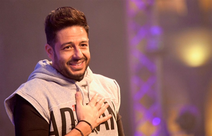 بالصور.. حماقي يشعل القرية العالمية بدبي وسط 40 ألف من من مختلف الجنسيات العربية والأجنبية بالصور.. حماقي يشعل القرية العالمية بدبي وسط 40 ألف من من مختلف الجنسيات العربية والأجنبية