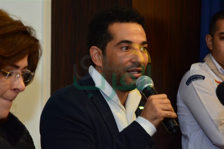 بالصور.. تكريم عمرو سعد في صالون فاطمة ناعوت بالصور.. تكريم عمرو سعد في صالون فاطمة ناعوت