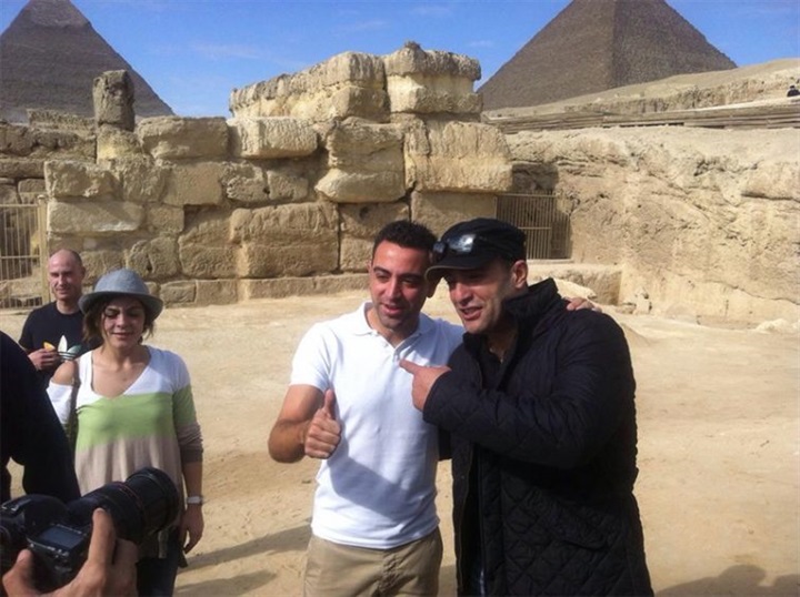 بالصور.. "مصر تسترد عافيتها" مشاهير يقضون وقت ممتع بالأهرامات بالصور.. "مصر تسترد عافيتها" مشاهير يقضون وقت ممتع بالأهرامات