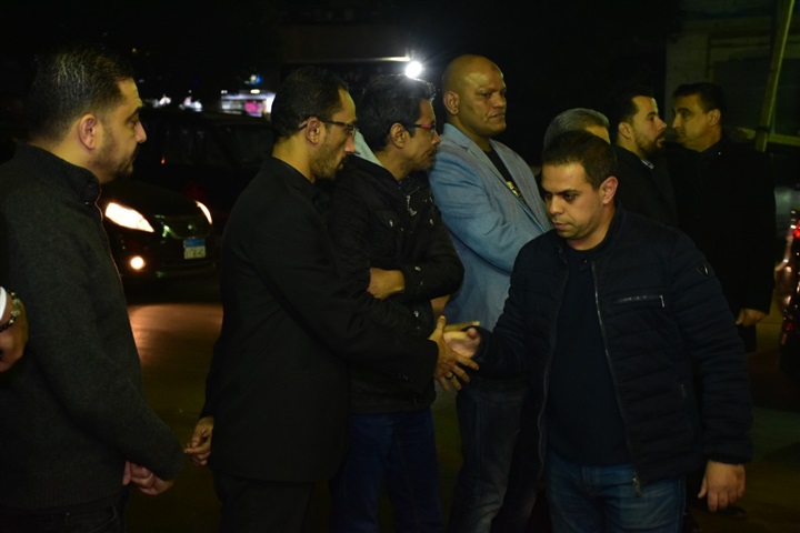 كريم حسن شحاته وريكو وأيمن بهجت قمر و امينه فى عزاء والدة عصام كاريكا كريم حسن شحاته وريكو وأيمن بهجت قمر و امينه فى عزاء والدة عصام كاريكا
