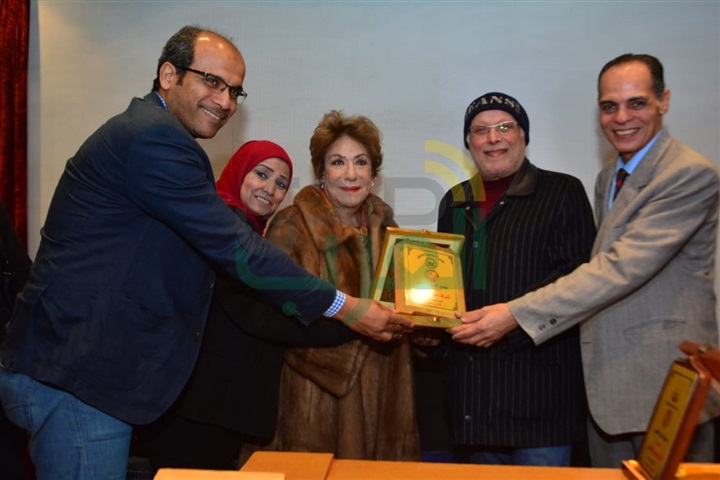 بالصور.. مجلس الإعلامين يكرم أشرف عبد الغفور وسميره عبد العزيز بالصور.. مجلس الإعلامين يكرم أشرف عبد الغفور وسميره عبد العزيز