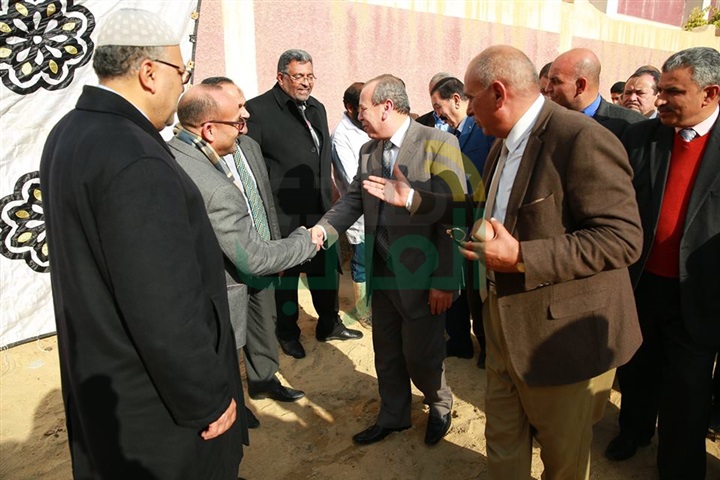 محافظ كفر الشيخ يضع حجر الأساس لوحدة بيطرية بتكلفة 655 ألف جنيه