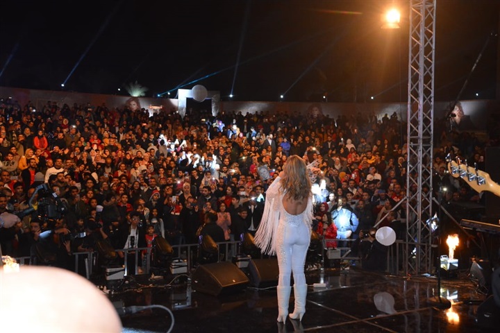 بالصور.. "زلزال" نيكول سابا في رأس السنة بالقاهرة الجديدة بالصور.. "زلزال" نيكول سابا في رأس السنة بالقاهرة الجديدة