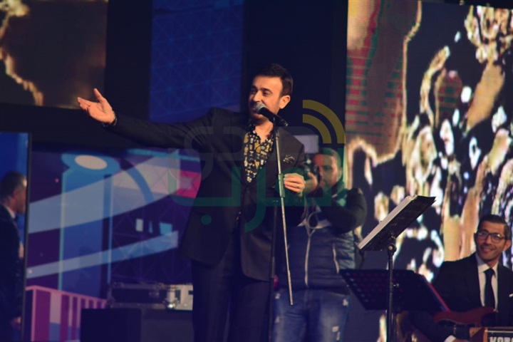 صابر الرباعي وشيرين وإلهام شاهين وإيناس الدغيدي في حفل رأس السنة بفندق جراند حياة صابر الرباعي وشيرين وإلهام شاهين وإيناس الدغيدي في حفل رأس السنة بفندق جراند حياة