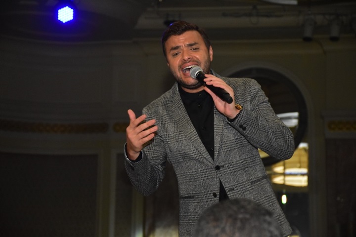 بالصور.. رامي صبري يتألق بحفلين ليلة رأس السنة بحضور كامل العدد بالصور.. رامي صبري يتألق بحفلين ليلة رأس السنة بحضور كامل العدد