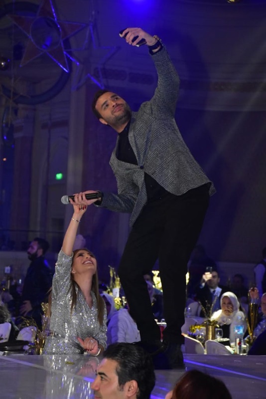 بالصور.. رامي صبري يتألق بحفلين ليلة رأس السنة بحضور كامل العدد بالصور.. رامي صبري يتألق بحفلين ليلة رأس السنة بحضور كامل العدد