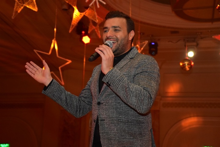 بالصور.. رامي صبري يتألق بحفلين ليلة رأس السنة بحضور كامل العدد بالصور.. رامي صبري يتألق بحفلين ليلة رأس السنة بحضور كامل العدد