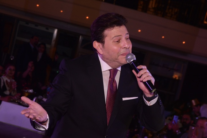 هاني شاكر وساموزين وشهيناز يحيون حفل الفورسيزون الجيزة هاني شاكر وساموزين وشهيناز يحيون حفل الفورسيزون الجيزة