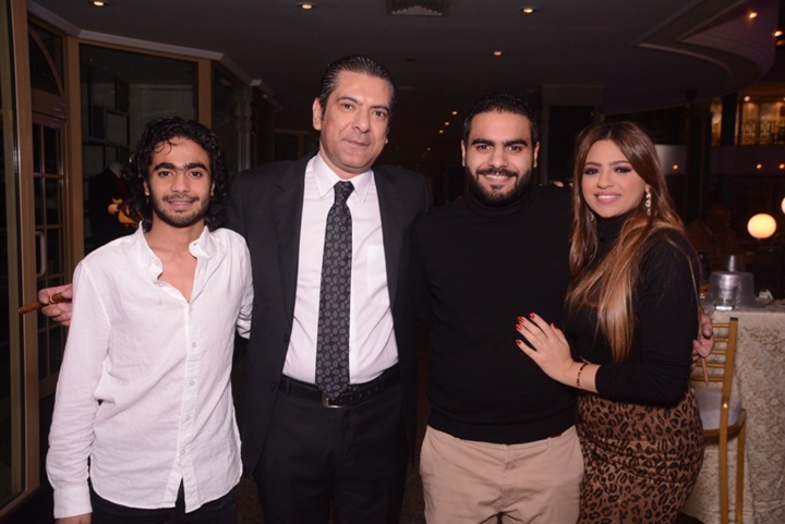 هاني شاكر وساموزين وشهيناز يحيون حفل الفورسيزون الجيزة هاني شاكر وساموزين وشهيناز يحيون حفل الفورسيزون الجيزة