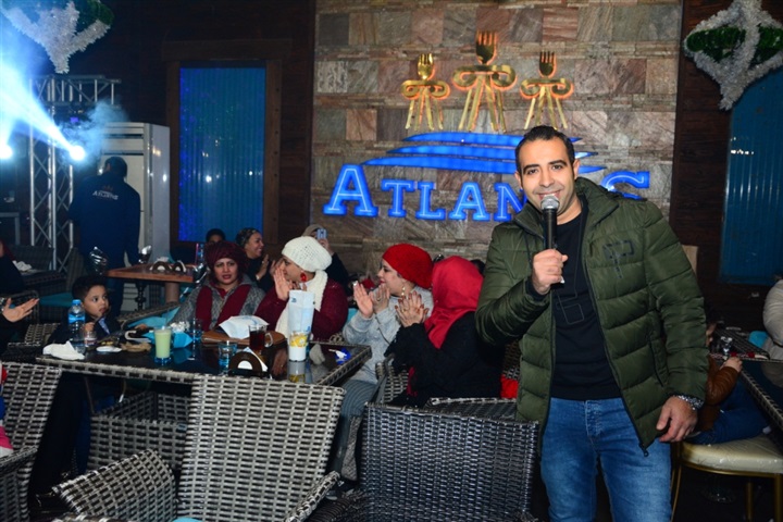بالصور.. ليلة رأس السنة بالشعبي مع عبد الباسط حمودة ومحمد عدوية وشادي عزت في المنيل بالصور.. ليلة رأس السنة بالشعبي مع عبد الباسط حمودة ومحمد عدوية وشادي عزت في المنيل