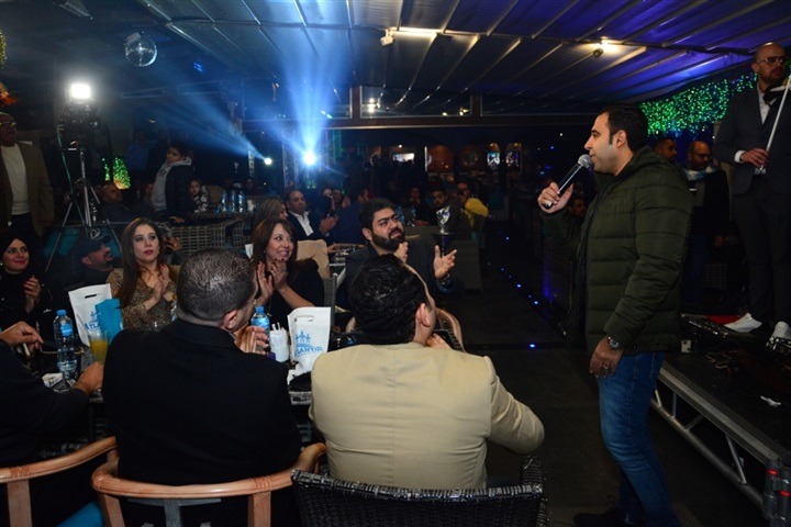 بالصور.. ليلة رأس السنة بالشعبي مع عبد الباسط حمودة ومحمد عدوية وشادي عزت في المنيل بالصور.. ليلة رأس السنة بالشعبي مع عبد الباسط حمودة ومحمد عدوية وشادي عزت في المنيل
