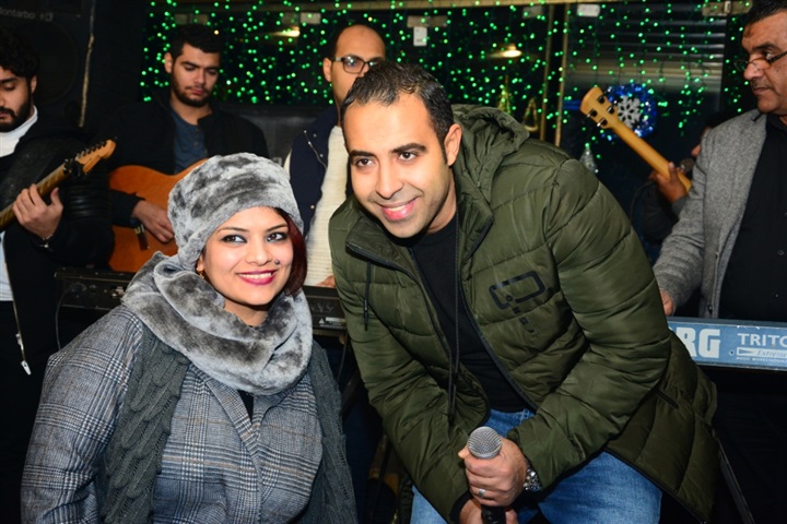 بالصور.. ليلة رأس السنة بالشعبي مع عبد الباسط حمودة ومحمد عدوية وشادي عزت في المنيل بالصور.. ليلة رأس السنة بالشعبي مع عبد الباسط حمودة ومحمد عدوية وشادي عزت في المنيل