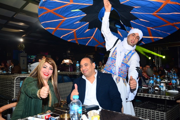 بالصور.. ليلة رأس السنة بالشعبي مع عبد الباسط حمودة ومحمد عدوية وشادي عزت في المنيل بالصور.. ليلة رأس السنة بالشعبي مع عبد الباسط حمودة ومحمد عدوية وشادي عزت في المنيل