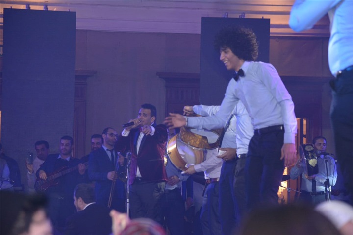 بالصور.. رومانسية جسار وزوجته وطرب أمنية وتحدي صوفينار واوكسانا.. أجواء رأس السنة في القاهرة الجديدة بالصور.. رومانسية جسار وزوجته وطرب أمنية وتحدي صوفينار واوكسانا.. أجواء رأس السنة في القاهرة الجديدة