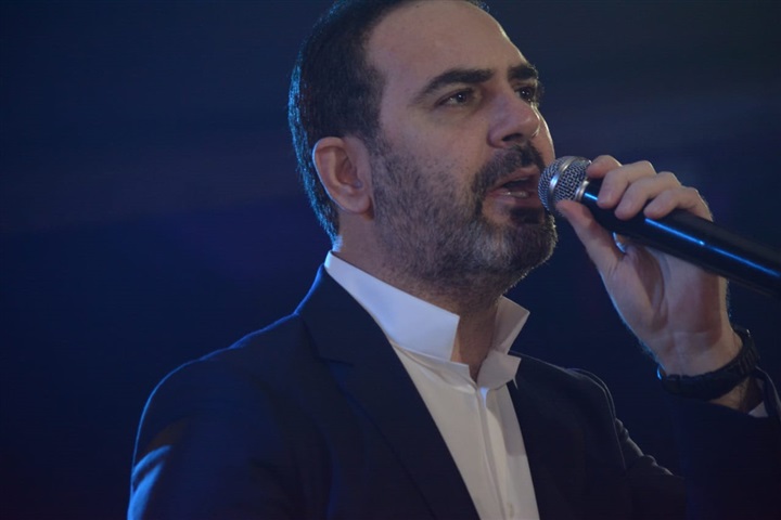 بالصور.. رومانسية جسار وزوجته وطرب أمنية وتحدي صوفينار واوكسانا.. أجواء رأس السنة في القاهرة الجديدة بالصور.. رومانسية جسار وزوجته وطرب أمنية وتحدي صوفينار واوكسانا.. أجواء رأس السنة في القاهرة الجديدة