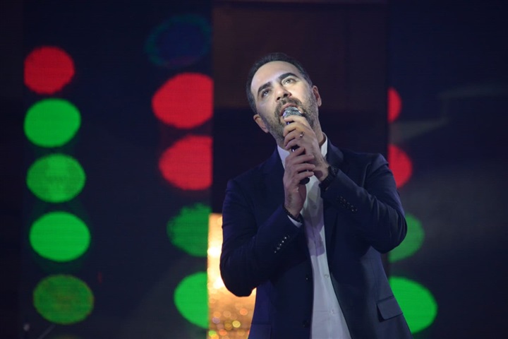 بالصور.. رومانسية جسار وزوجته وطرب أمنية وتحدي صوفينار واوكسانا.. أجواء رأس السنة في القاهرة الجديدة بالصور.. رومانسية جسار وزوجته وطرب أمنية وتحدي صوفينار واوكسانا.. أجواء رأس السنة في القاهرة الجديدة